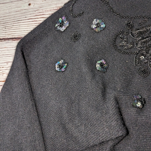 Eugenia by Angenie Lambswool Angora Beaded Sequined Black Sweater Medium Vintage - Picture 6 of 12